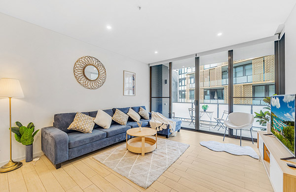 Newington 2 Bed Avenue of Europe NEW2728