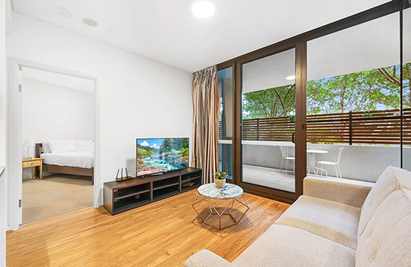 Meadowbank 1 Bed Bank Street ME175